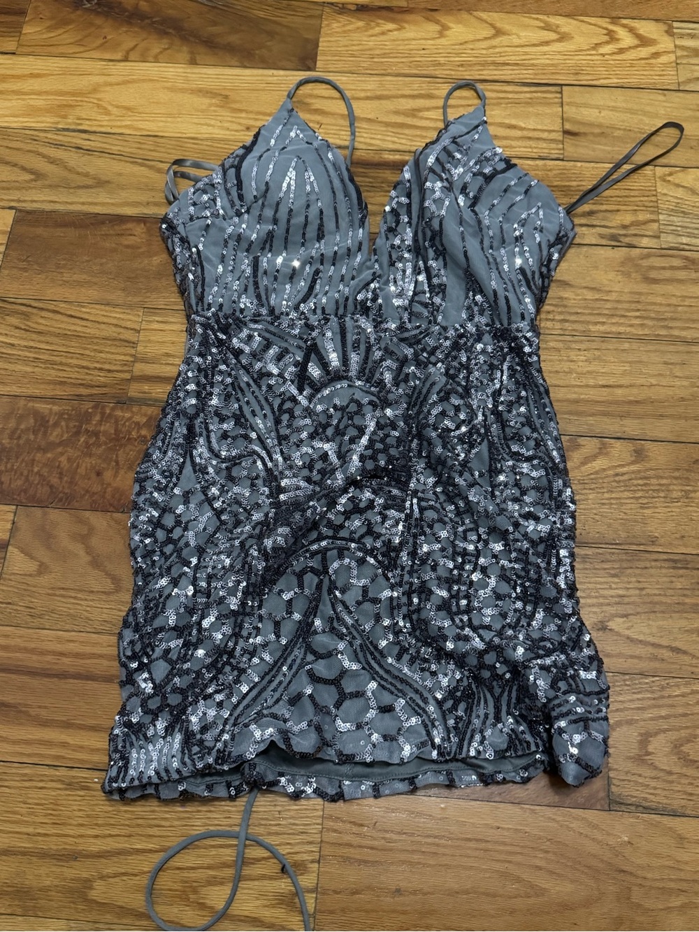 WINDSOR Sequin Strappy Back Party Dress